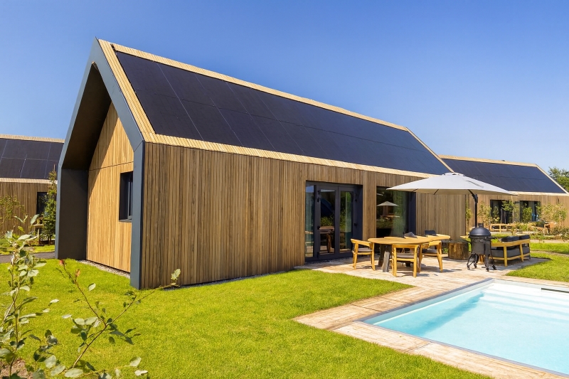 Geniet van een Vakantiehuis met privé zwembad Friesland op vakantiepark brinckerduyn in friesland