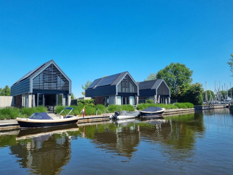 filla achttjin buitenzaanzicht