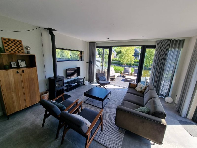 filla tsien woonkamer