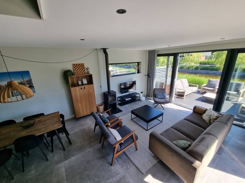 filla tsien woonkamer