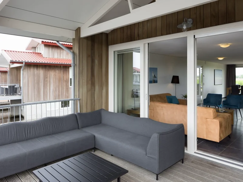 goudplevier sauna plus in waterpark zwartkruis in noardburgum buitenlounge