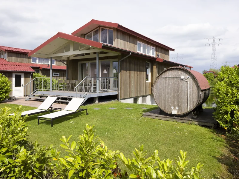 goudplevier sauna in waterpark zwartkruis in noardburgum achterkant