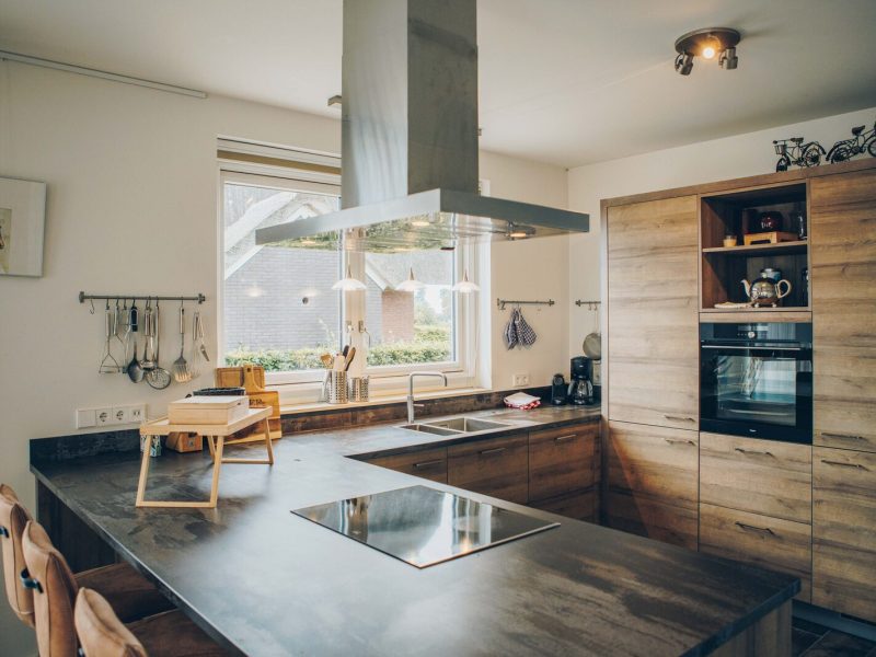pharshoeke in heeg meervilla deluxe 8 personen keuken