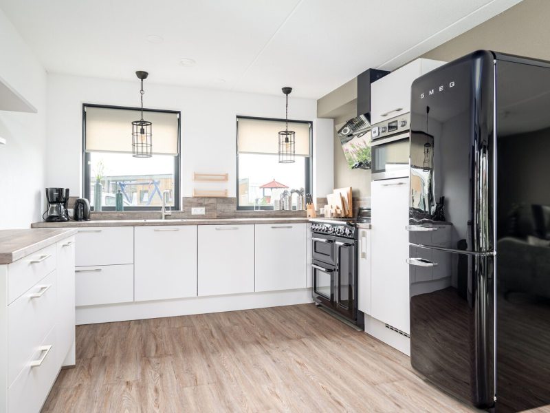 vakantiehuis 6 personen in tusken de marren keuken