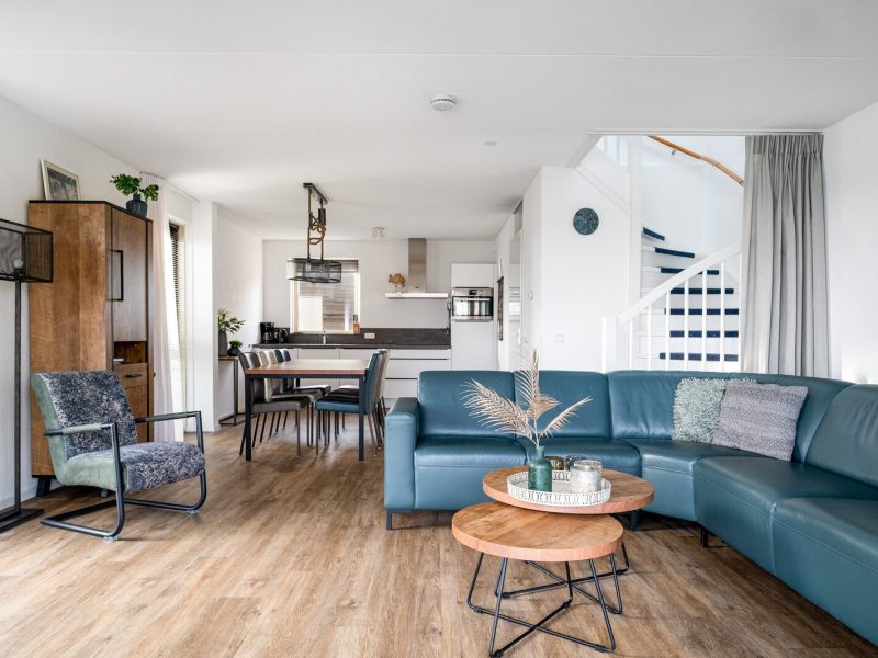 vakantiehuis 6 personen in tusken de marren woonkamer