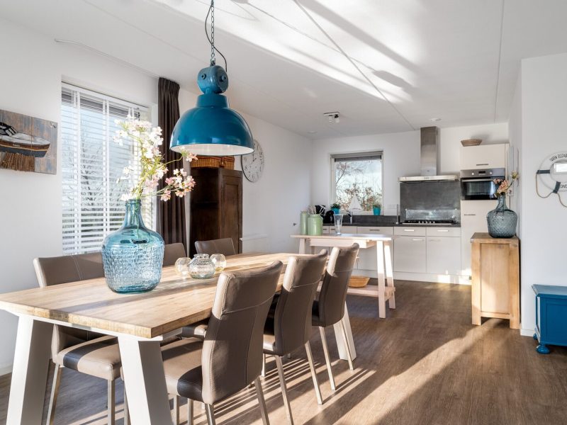 vakantiehuis 6 personen in tusken de marren keuken