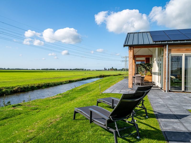 vakantiehuis 8 personen in tusken de marren tuin