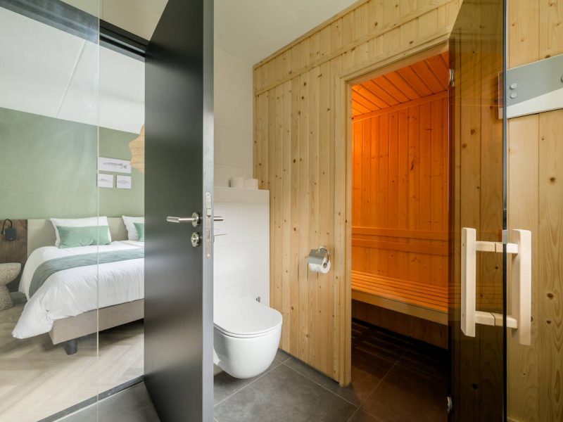 aan het water in heeg wetterhaghe slaapkamer met sauna